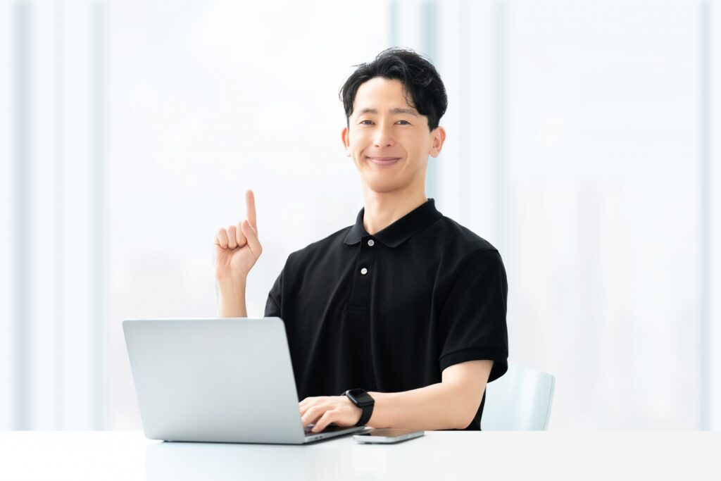 ITエンジニアの仕事を解説するイメージ